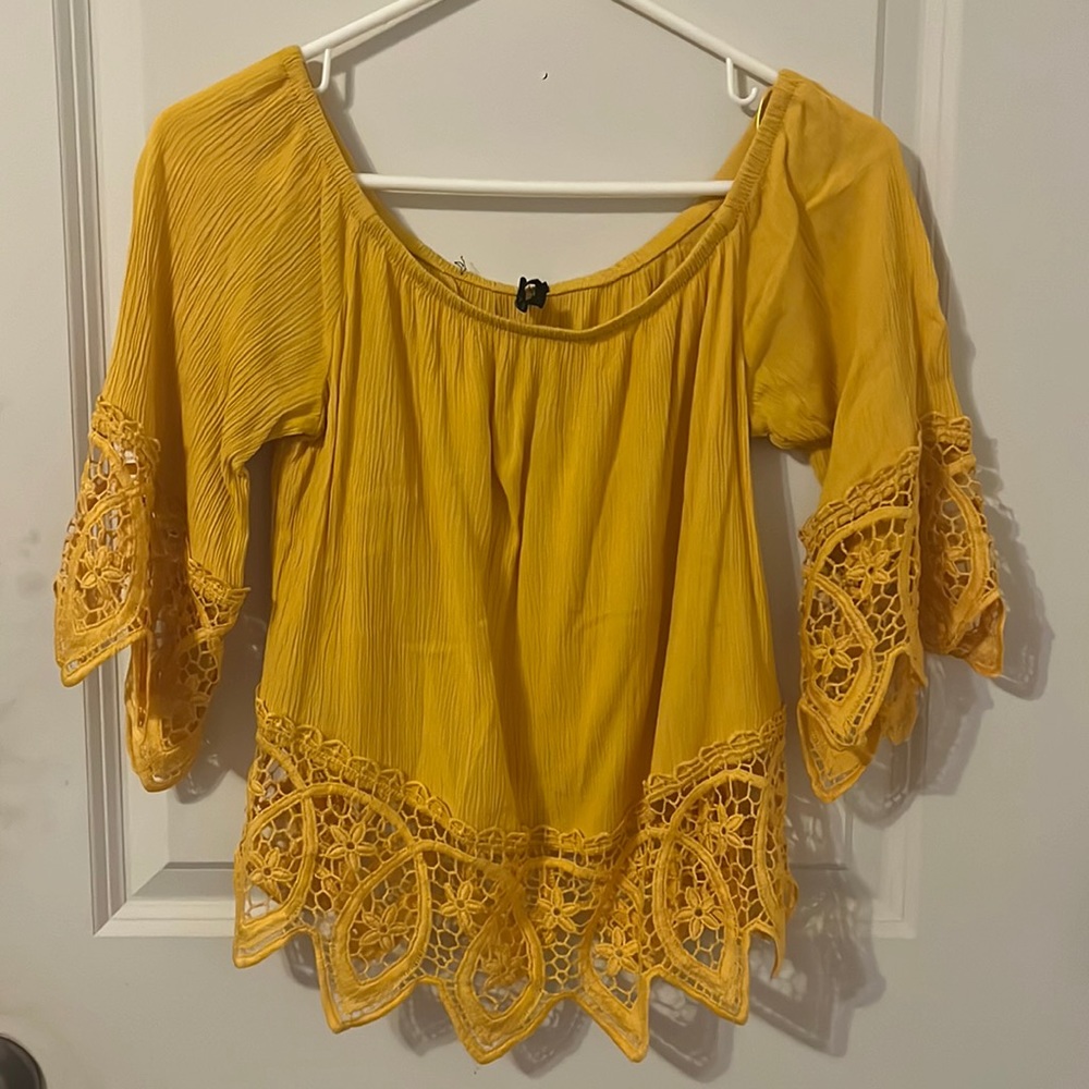 Bright yellow ambiance top